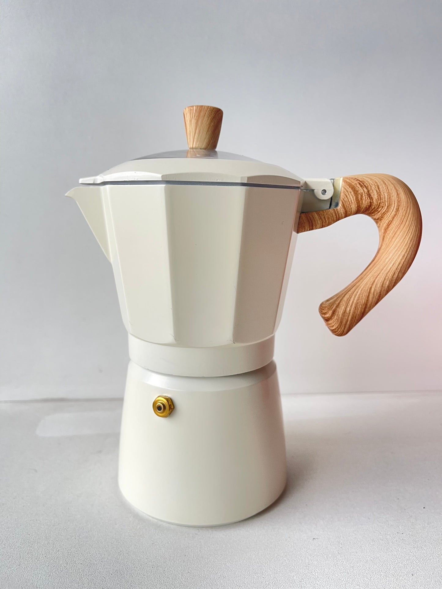 Moka Italiana crema con mango de madera - Leal Café