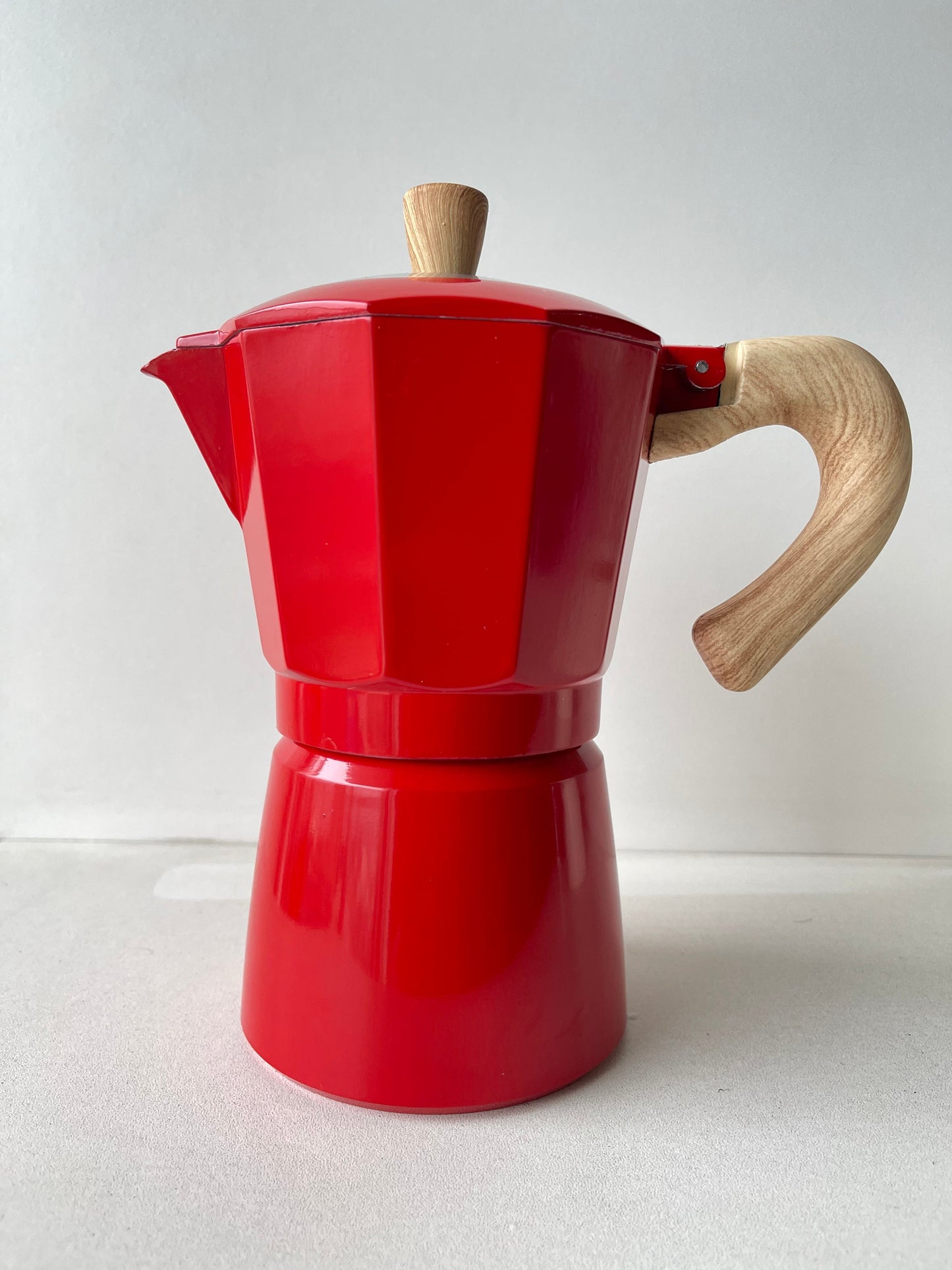 Moka Italiana roja con mango de madera - Leal Café